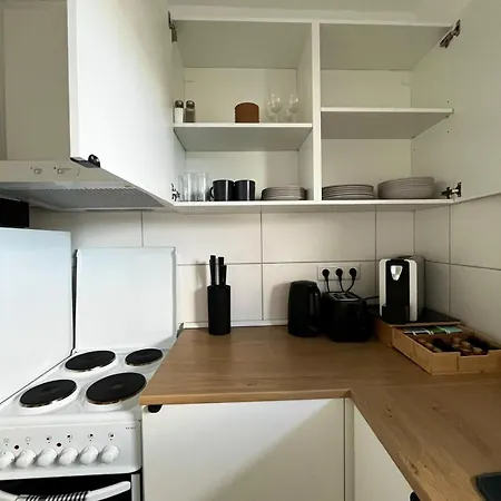 Gemuetliche Nahe Messe Und Flughafen *